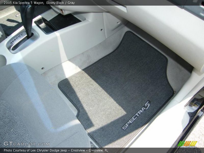 Ebony Black / Gray 2005 Kia Spectra 5 Wagon