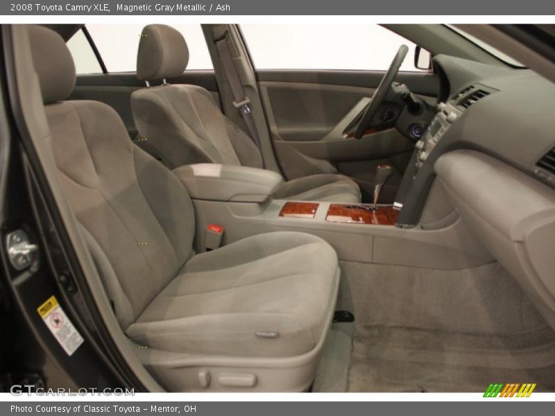 Magnetic Gray Metallic / Ash 2008 Toyota Camry XLE