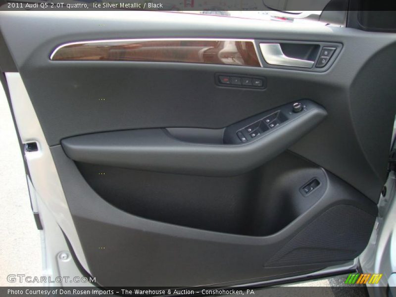 Ice Silver Metallic / Black 2011 Audi Q5 2.0T quattro