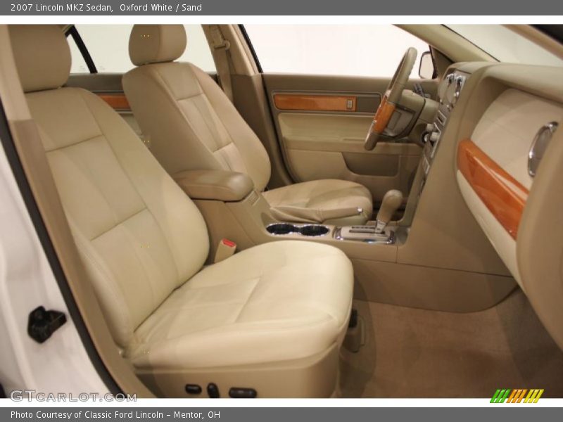 Oxford White / Sand 2007 Lincoln MKZ Sedan