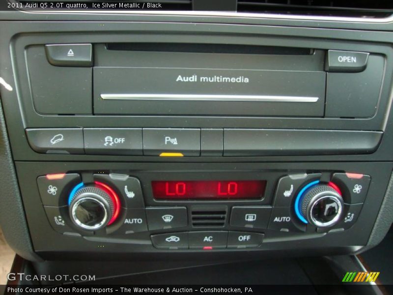 Ice Silver Metallic / Black 2011 Audi Q5 2.0T quattro