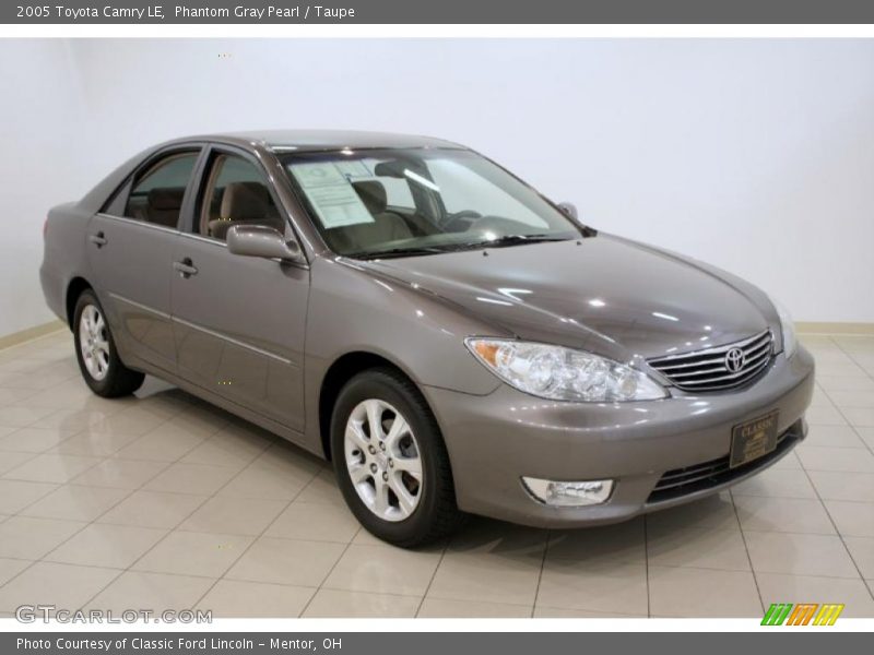 Phantom Gray Pearl / Taupe 2005 Toyota Camry LE