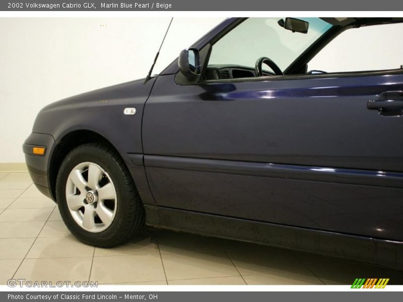 Marlin Blue Pearl / Beige 2002 Volkswagen Cabrio GLX