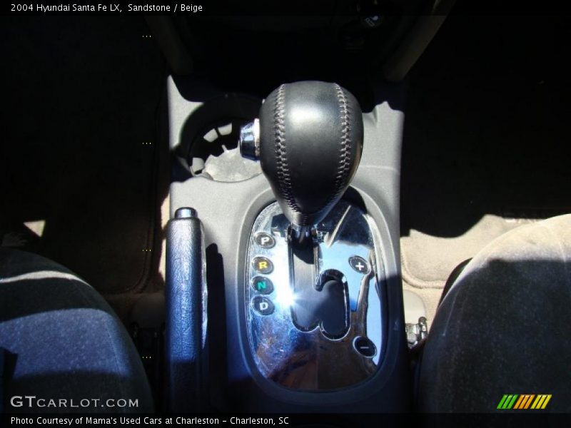 Sandstone / Beige 2004 Hyundai Santa Fe LX