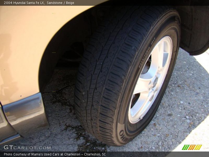 Sandstone / Beige 2004 Hyundai Santa Fe LX