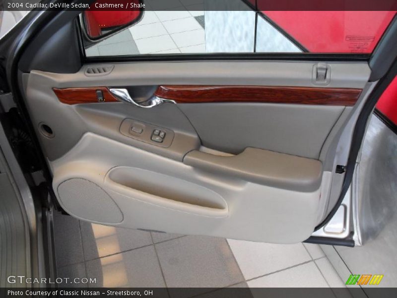 Cashmere / Shale 2004 Cadillac DeVille Sedan