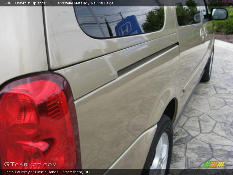 Sandstone Metallic / Neutral Beige 2005 Chevrolet Uplander LT