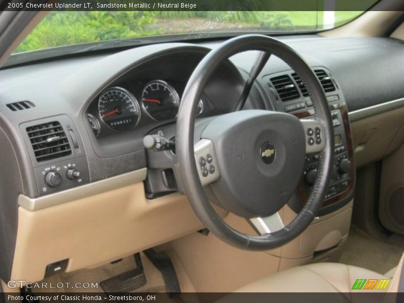 Sandstone Metallic / Neutral Beige 2005 Chevrolet Uplander LT