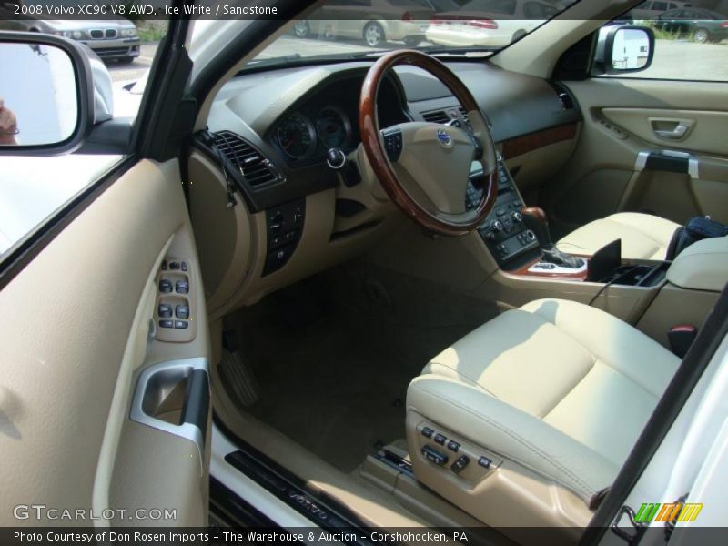 Ice White / Sandstone 2008 Volvo XC90 V8 AWD