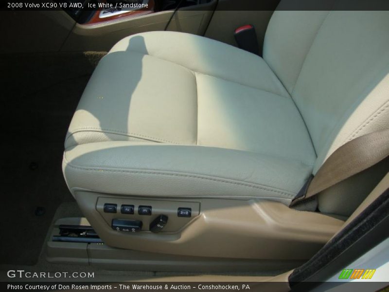 Ice White / Sandstone 2008 Volvo XC90 V8 AWD