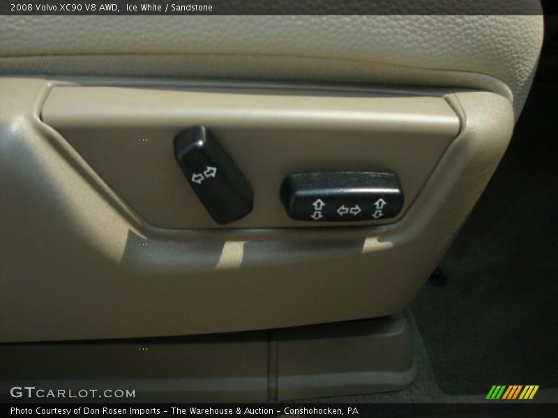 Ice White / Sandstone 2008 Volvo XC90 V8 AWD