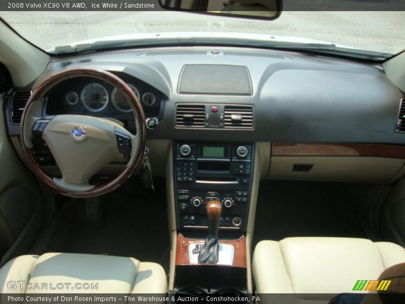 Ice White / Sandstone 2008 Volvo XC90 V8 AWD