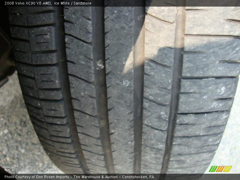Ice White / Sandstone 2008 Volvo XC90 V8 AWD