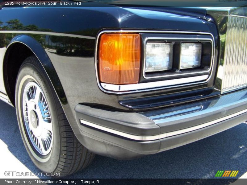 Black / Red 1985 Rolls-Royce Silver Spur