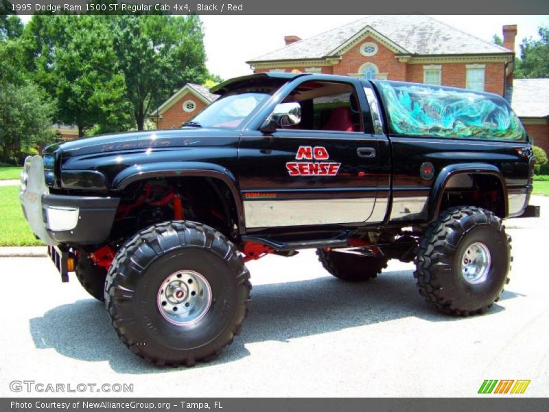 Black / Red 1995 Dodge Ram 1500 ST Regular Cab 4x4