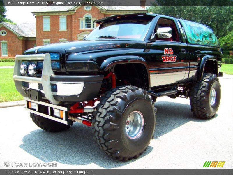 Black / Red 1995 Dodge Ram 1500 ST Regular Cab 4x4