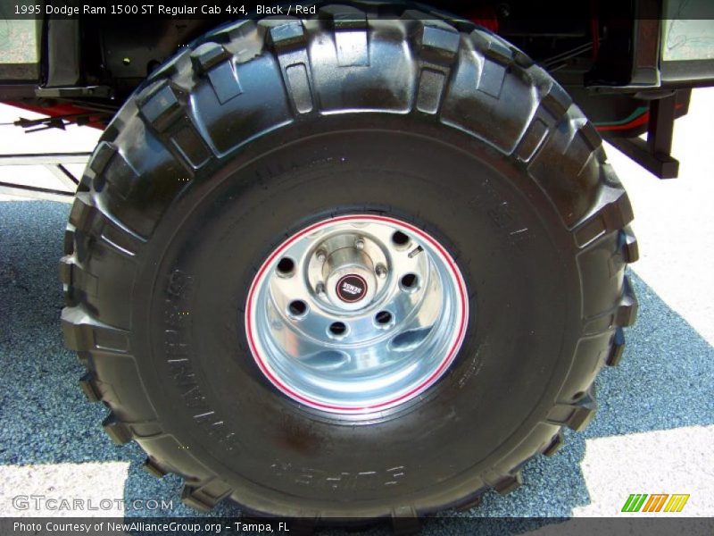 Black / Red 1995 Dodge Ram 1500 ST Regular Cab 4x4