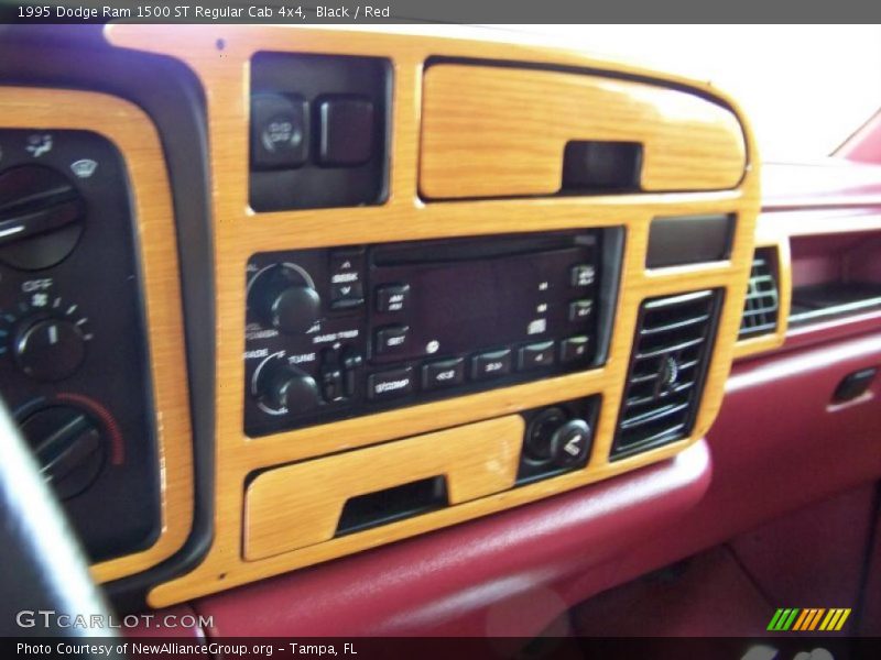 Black / Red 1995 Dodge Ram 1500 ST Regular Cab 4x4