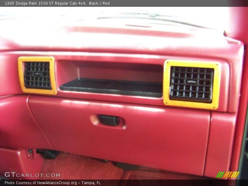 Black / Red 1995 Dodge Ram 1500 ST Regular Cab 4x4