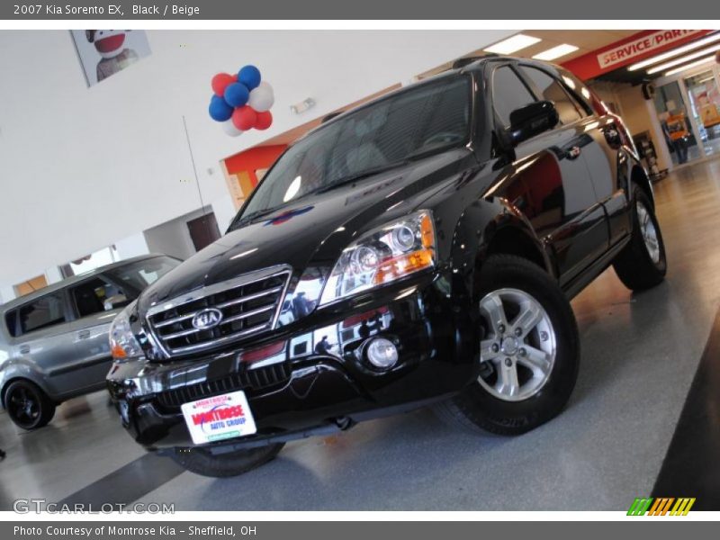 Black / Beige 2007 Kia Sorento EX