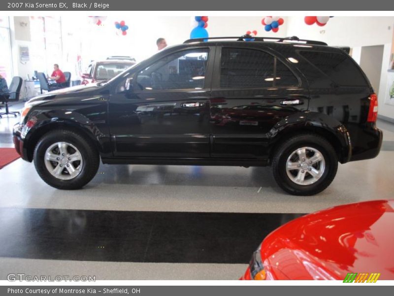Black / Beige 2007 Kia Sorento EX