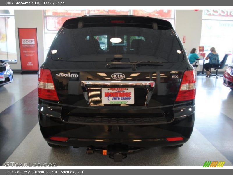 Black / Beige 2007 Kia Sorento EX
