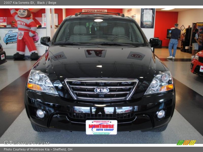 Black / Beige 2007 Kia Sorento EX