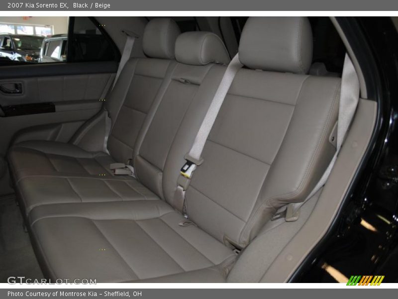 Black / Beige 2007 Kia Sorento EX