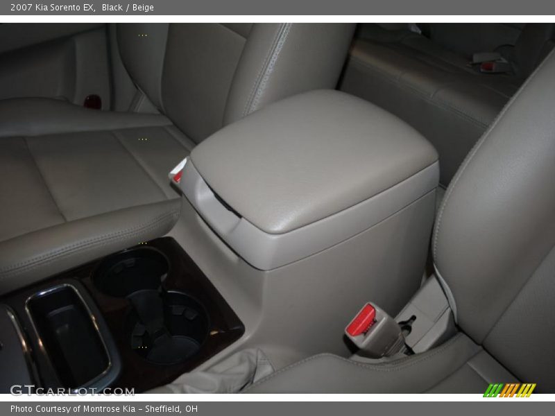 Black / Beige 2007 Kia Sorento EX