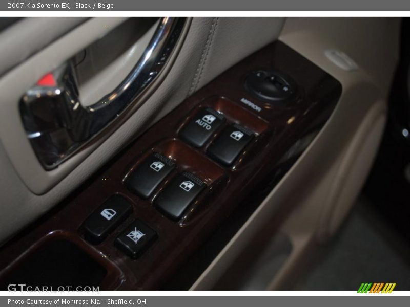 Black / Beige 2007 Kia Sorento EX