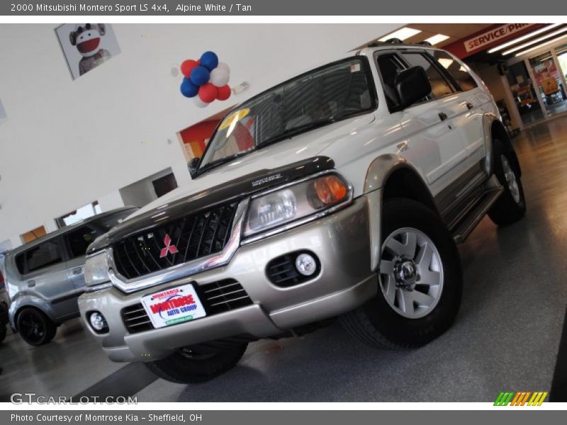 Alpine White / Tan 2000 Mitsubishi Montero Sport LS 4x4