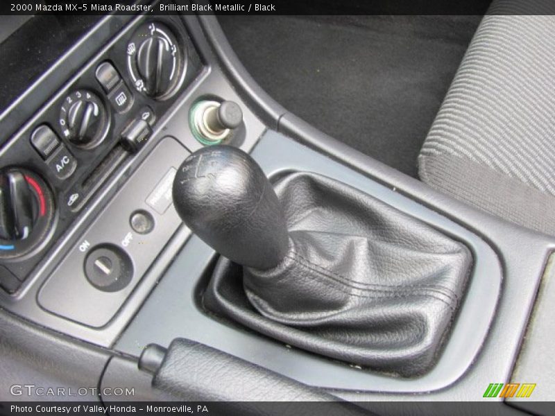 Brilliant Black Metallic / Black 2000 Mazda MX-5 Miata Roadster