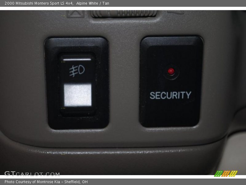 Alpine White / Tan 2000 Mitsubishi Montero Sport LS 4x4