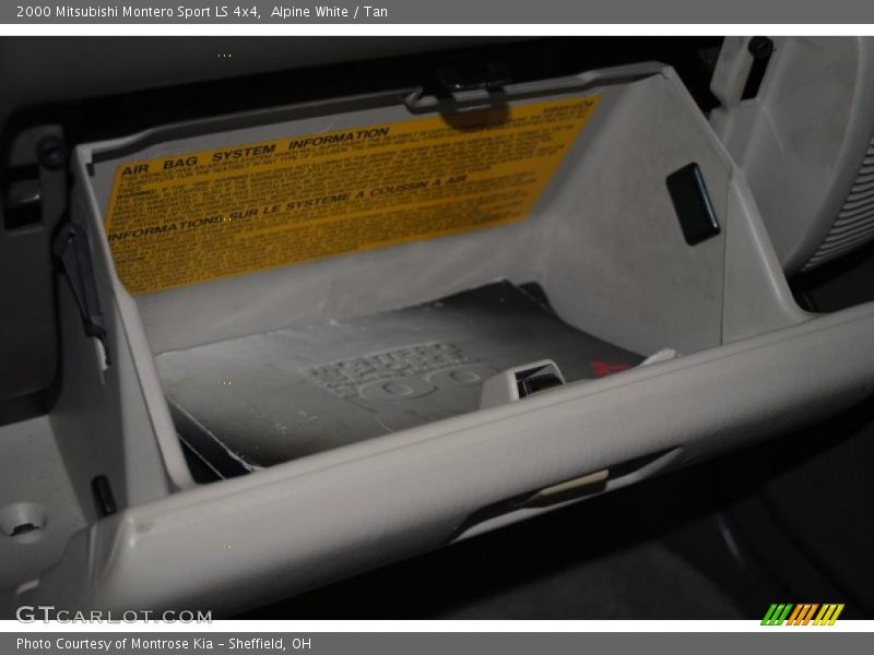 Alpine White / Tan 2000 Mitsubishi Montero Sport LS 4x4