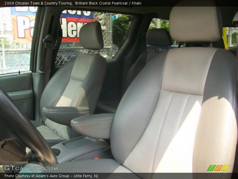 Brilliant Black Crystal Pearlcoat / Khaki 2004 Chrysler Town & Country Touring