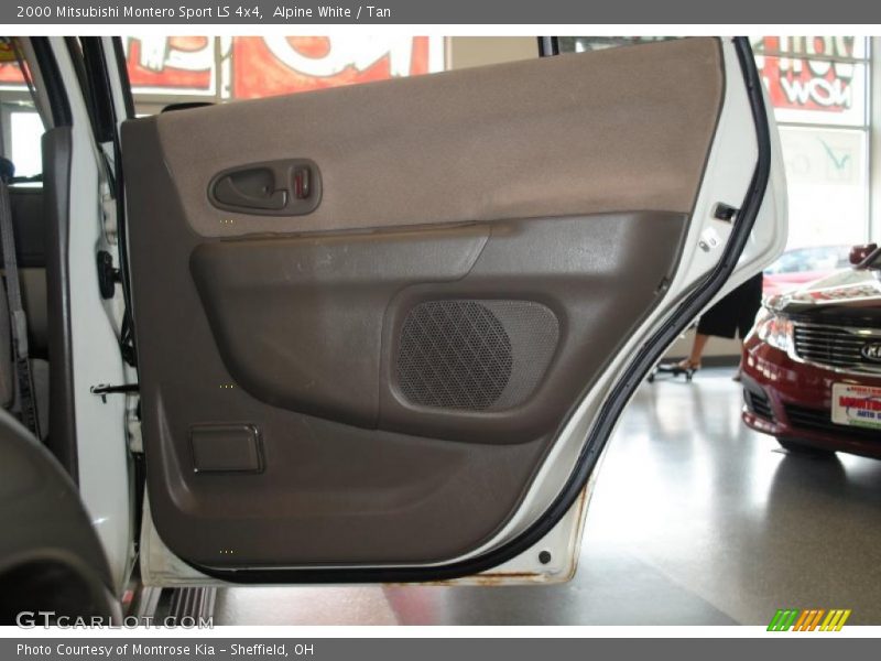 Alpine White / Tan 2000 Mitsubishi Montero Sport LS 4x4