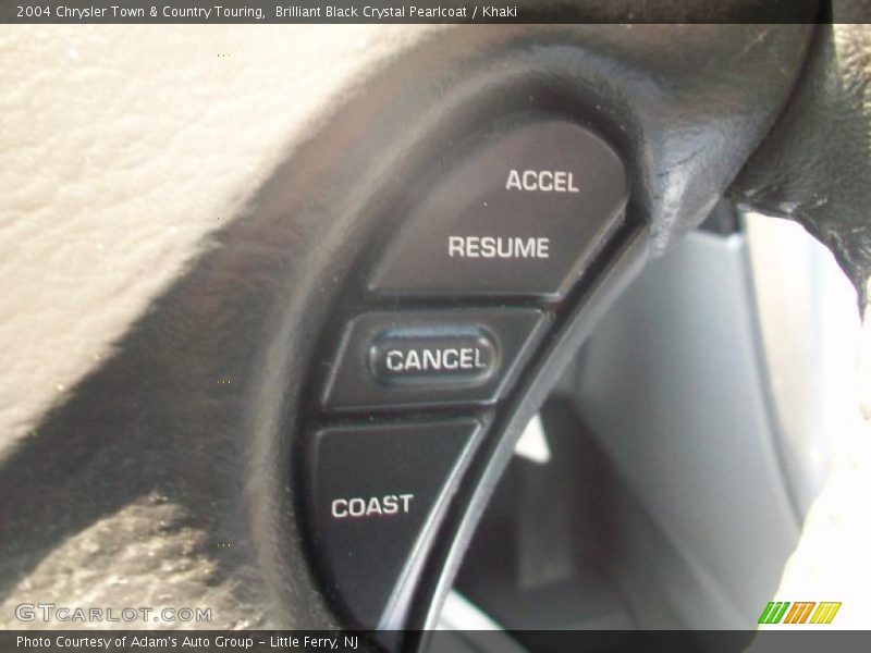Brilliant Black Crystal Pearlcoat / Khaki 2004 Chrysler Town & Country Touring