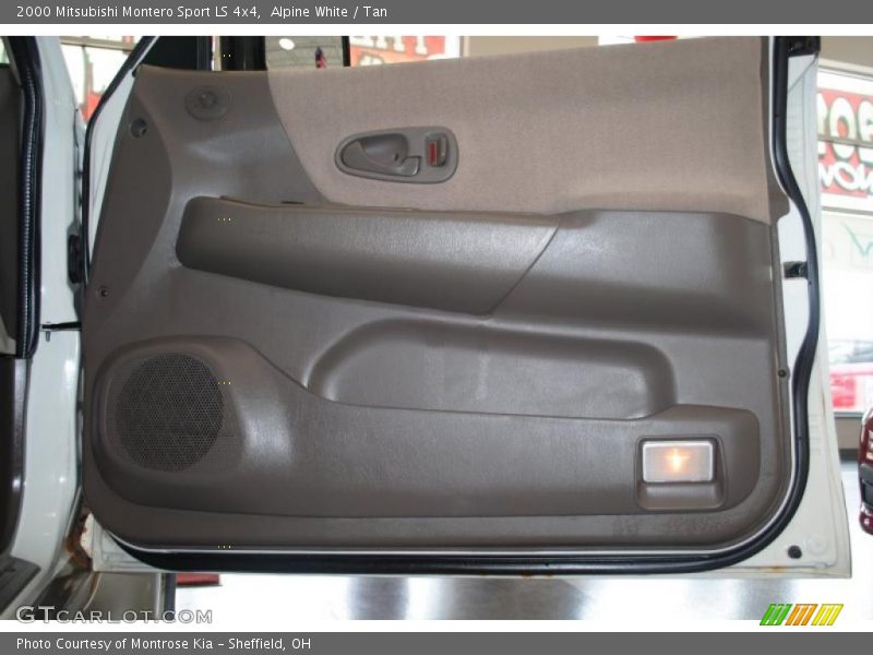 Alpine White / Tan 2000 Mitsubishi Montero Sport LS 4x4