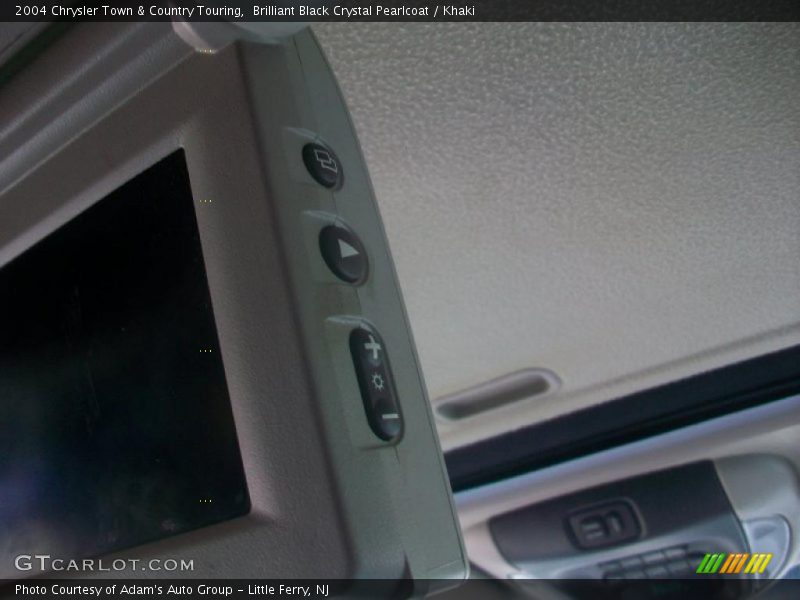 Brilliant Black Crystal Pearlcoat / Khaki 2004 Chrysler Town & Country Touring