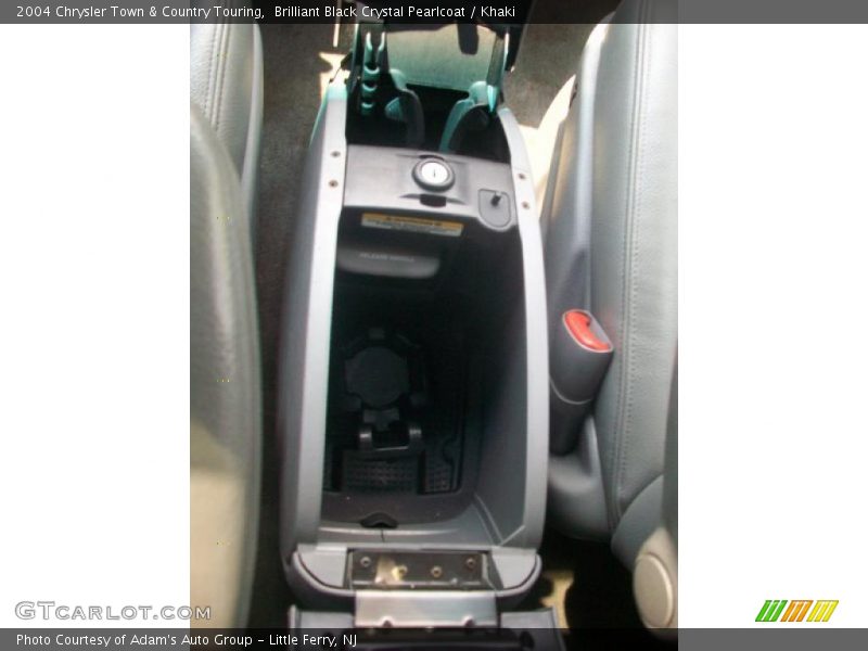 Brilliant Black Crystal Pearlcoat / Khaki 2004 Chrysler Town & Country Touring