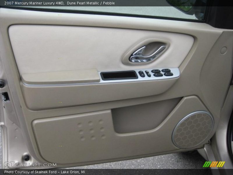 Dune Pearl Metallic / Pebble 2007 Mercury Mariner Luxury 4WD