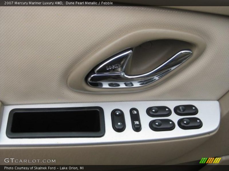 Dune Pearl Metallic / Pebble 2007 Mercury Mariner Luxury 4WD