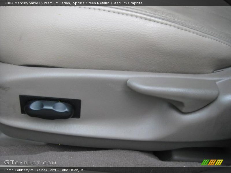 Spruce Green Metallic / Medium Graphite 2004 Mercury Sable LS Premium Sedan