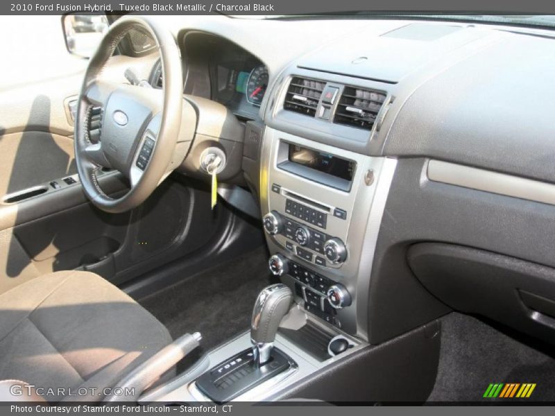 Tuxedo Black Metallic / Charcoal Black 2010 Ford Fusion Hybrid