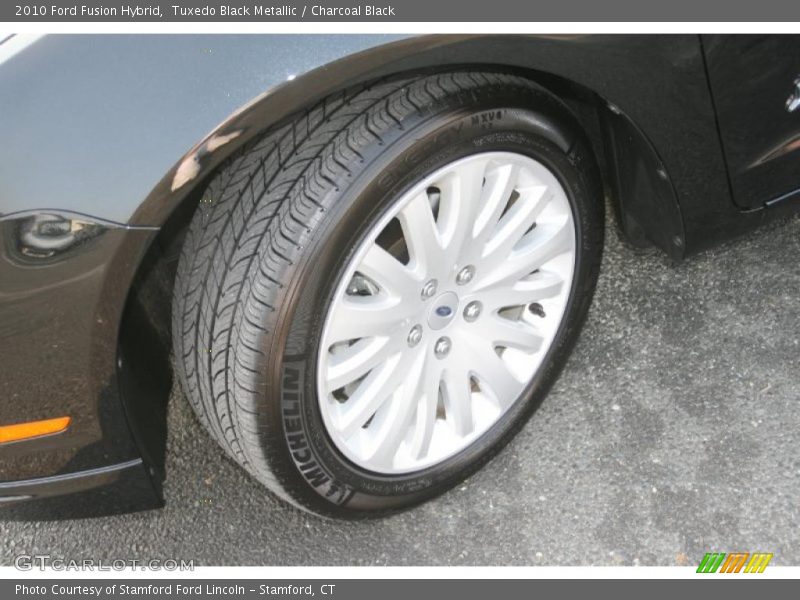 Tuxedo Black Metallic / Charcoal Black 2010 Ford Fusion Hybrid