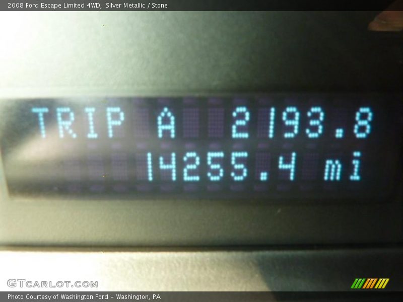 Silver Metallic / Stone 2008 Ford Escape Limited 4WD