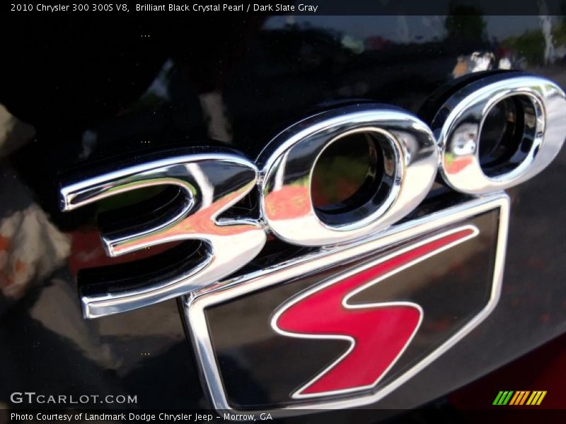 Brilliant Black Crystal Pearl / Dark Slate Gray 2010 Chrysler 300 300S V8