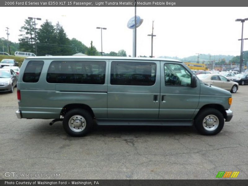 Light Tundra Metallic / Medium Pebble Beige 2006 Ford E Series Van E350 XLT 15 Passenger