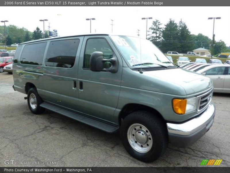 Light Tundra Metallic / Medium Pebble Beige 2006 Ford E Series Van E350 XLT 15 Passenger