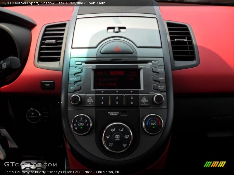 Shadow Black / Red/Black Sport Cloth 2010 Kia Soul Sport